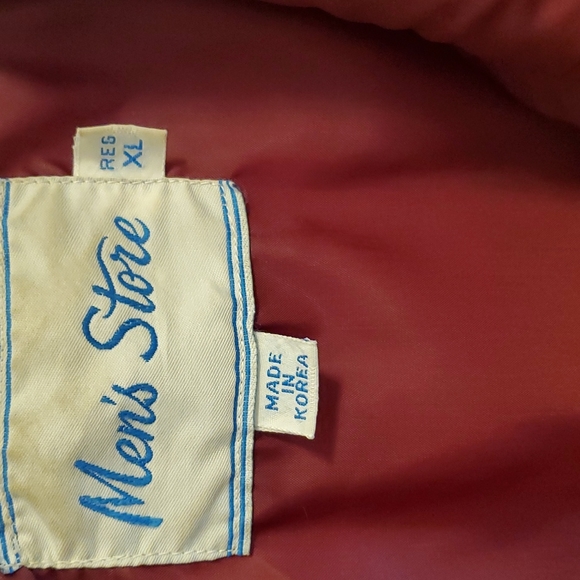 Unisex Puffer Vest - Picture 2 of 3